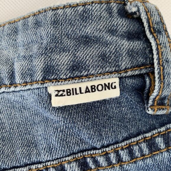 Billabong Coast Ryder Denim Shorts Women 27 Blue Distressed Raw Cuff Hem Beach - Picture 5 of 9